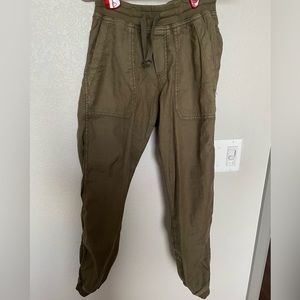 Marine Layer Luna Drapey Jogger in Military Olive